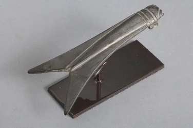 Kabóca fibulája (ónozott bronz) (lásd még: 325662)